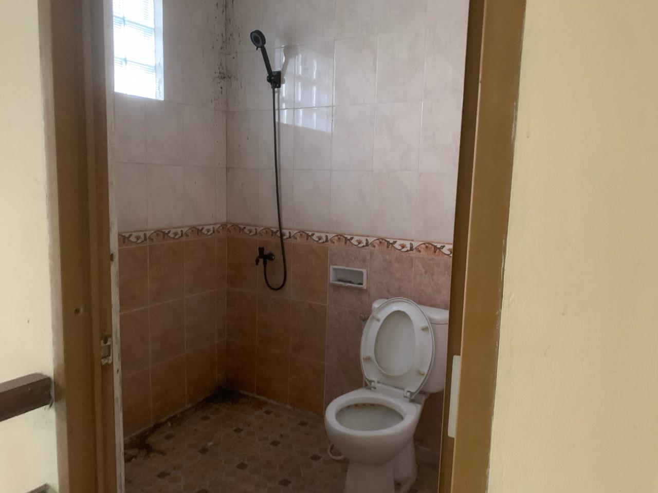 Rumah Disewakan di Perum Resinda Karawang